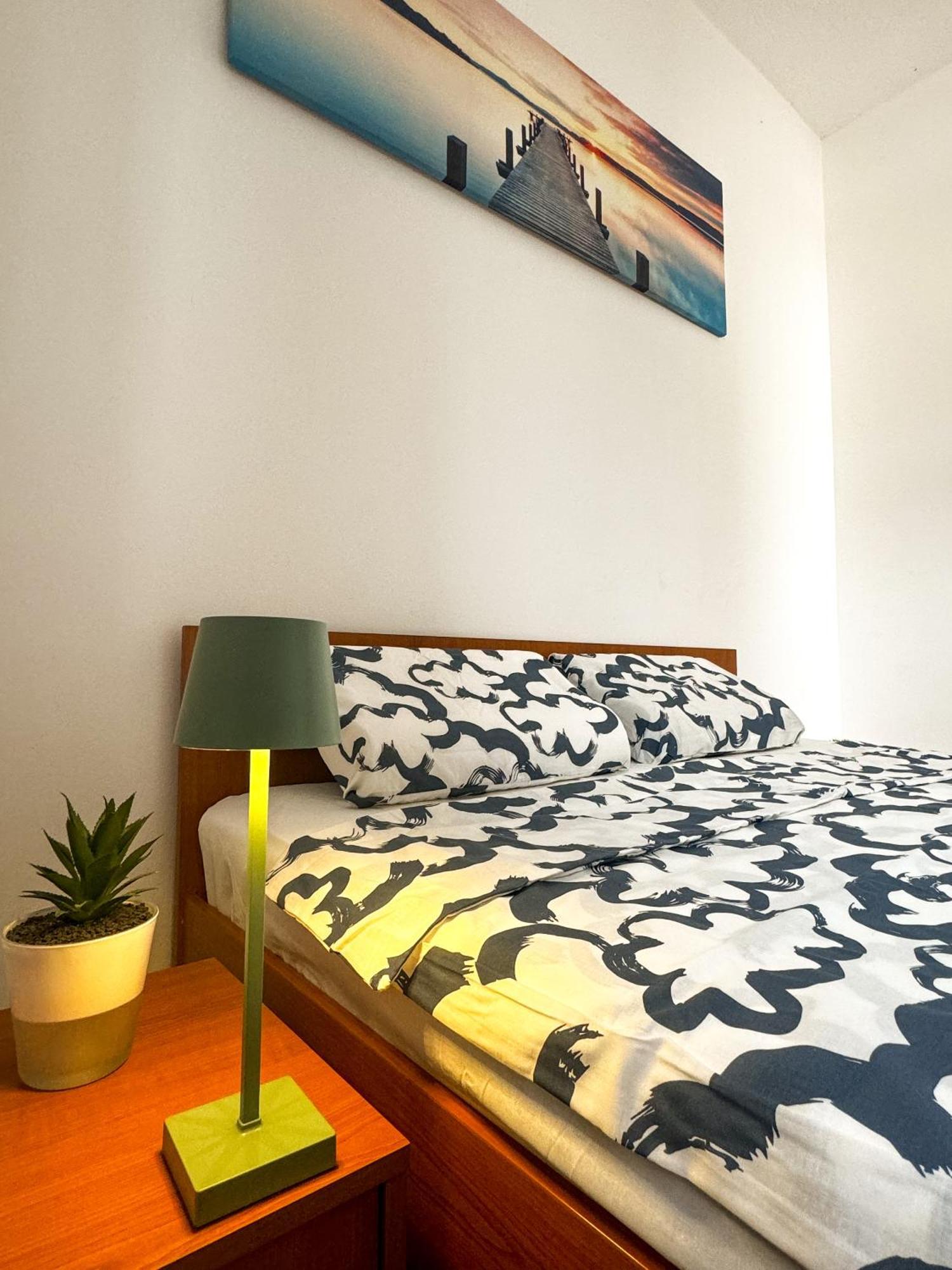 Apartmani Cvangic Vir Ngoại thất bức ảnh
